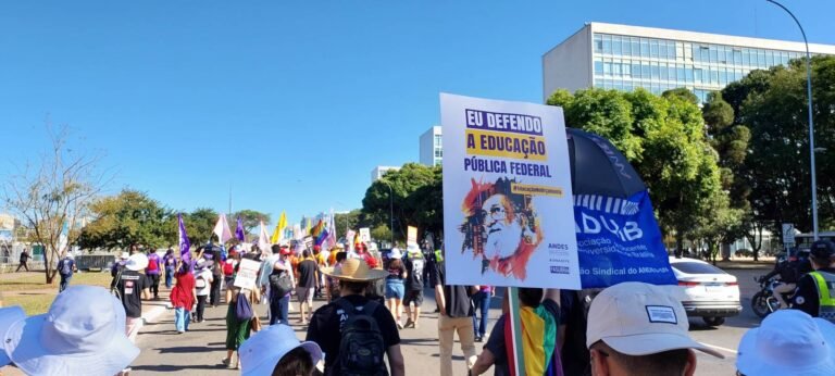 As conquistas garantidas pela greve da educação federal