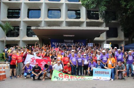 Ato no dia 5 de setembro cobra acordos de greve