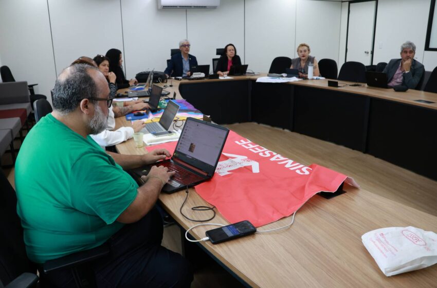  Relato do GT de atividade docente e reajuste indefinido