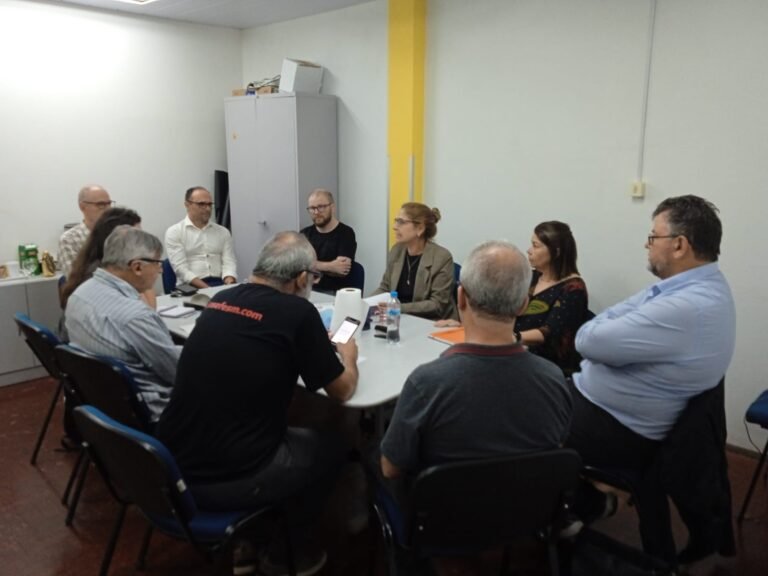 Assembleia aprova regimento e calendário das eleições para o Sinasefe SM